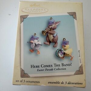 Hallmark 2005 Ornament Set Of 3 Easter Parade Collection  Here Comes The Band!